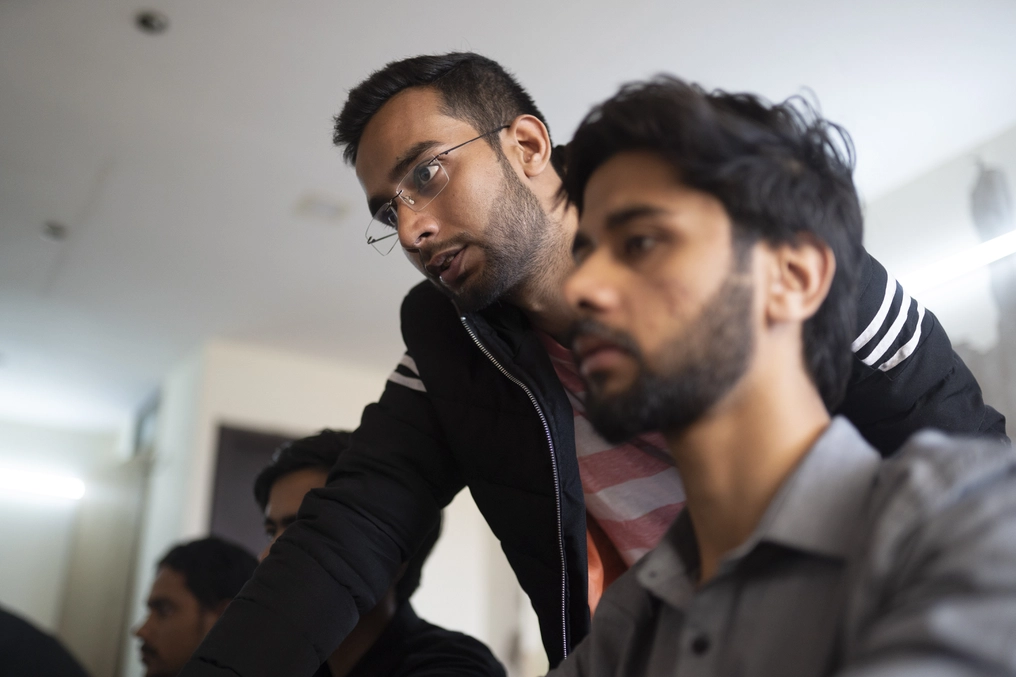 Zubair is active in his community, teaching much needed computer skills in his volunteer work for the WellBeing Foundation (AtlasNetwork.org Photo/Bernat Parera).