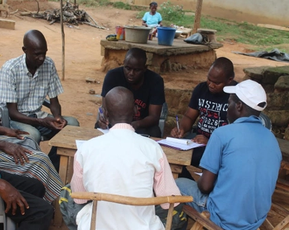 Almost all villagers in the Ivory Coast lack secure property rights.